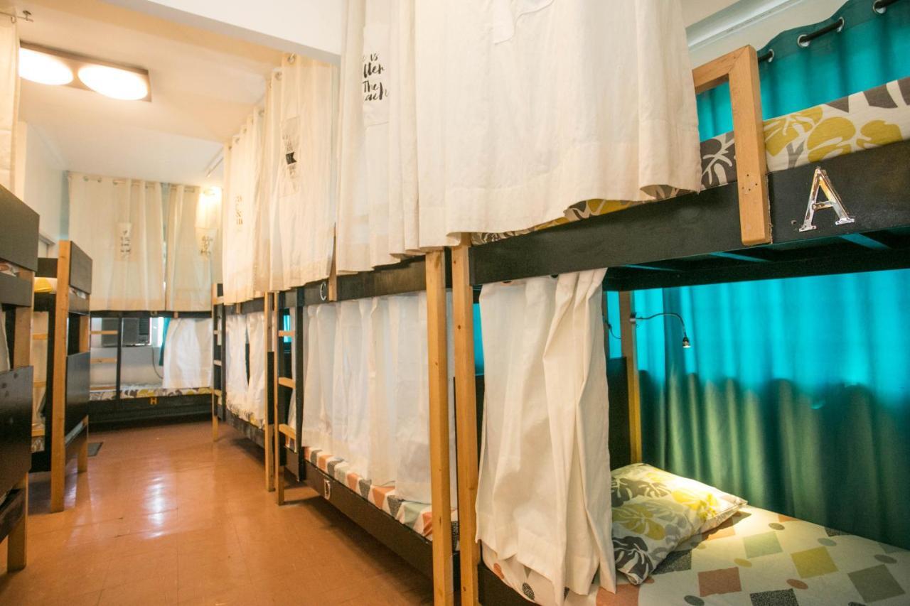 Naps & Maps Hostel Cebu Exterior photo