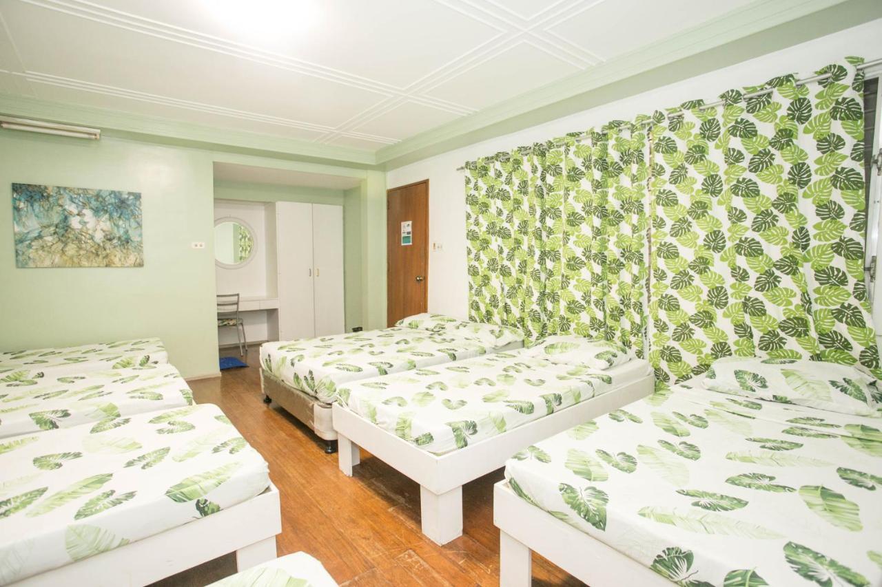 Naps & Maps Hostel Cebu Exterior photo