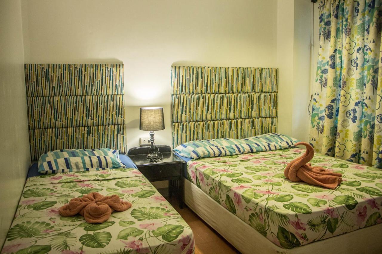 Naps & Maps Hostel Cebu Exterior photo